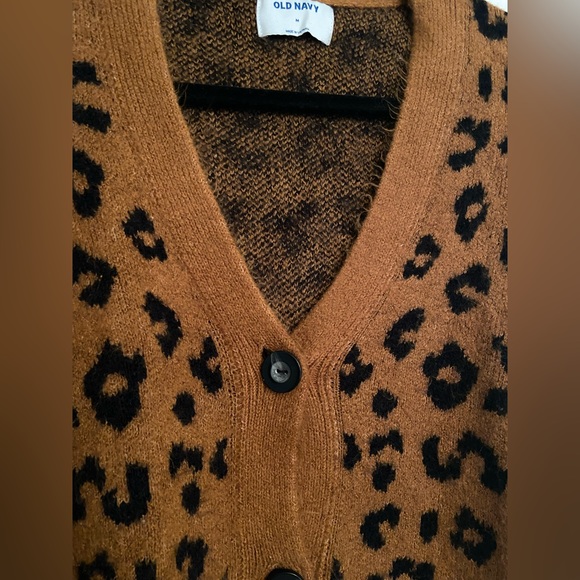 Old Navy Leopard Print Cardigan - Size M - Picture 3 of 3